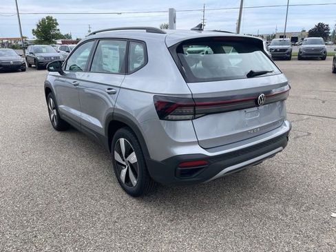 New 2025 Volkswagen Taos S image 4