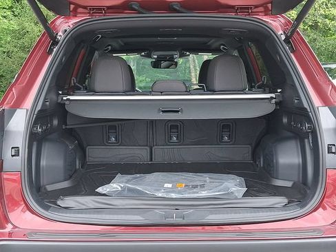Used 2026 Subaru Forester Premium AWD/4WD image 29