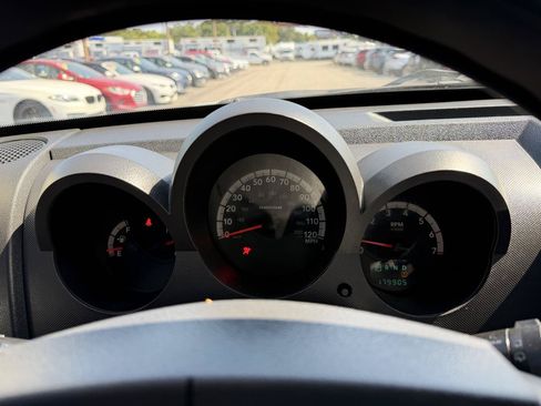 Used 2011 Dodge Nitro Heat RWD image 14