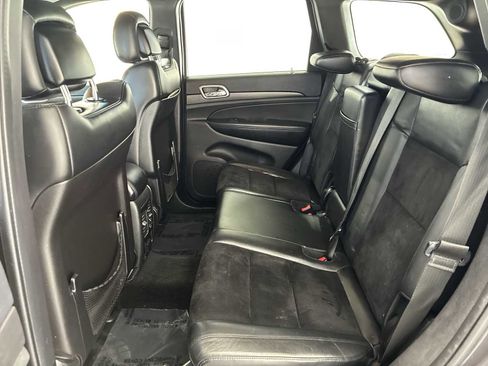Used 2015 Jeep Grand Cherokee Altitude image 24