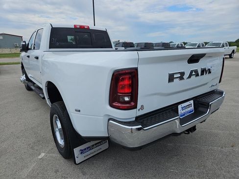 New 2026 RAM 3500 Tradesman AWD/4WD image 5