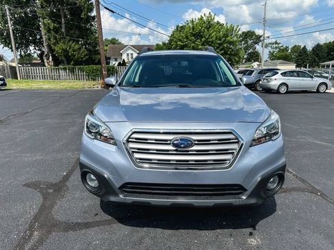 Used 2017 Subaru Outback 2.5i Premium AWD/4WD image 2