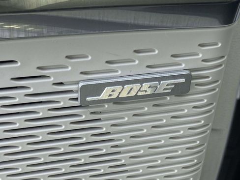 Certified 2024 GMC Acadia Denali w/ Super Cruise Package image 9