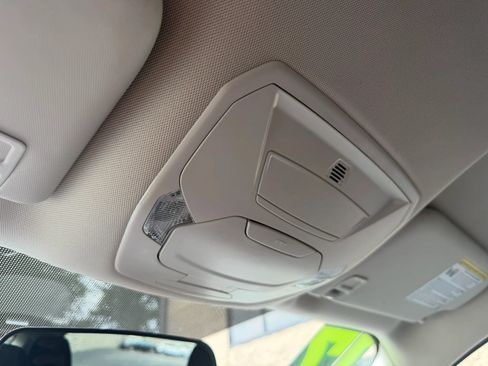 Used 2017 Ford Escape SE w/ Equipment Group 201A AWD/4WD image 35
