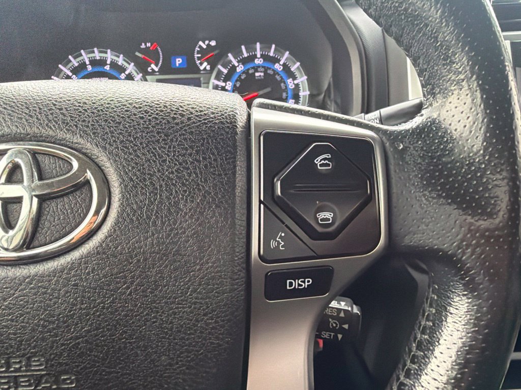 Used 2016 Toyota 4Runner SR5 AWD/4WD image 30