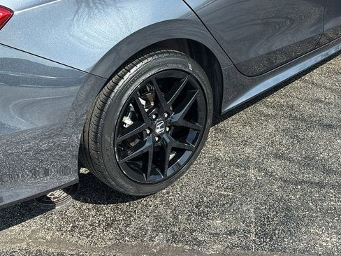 Used 2024 Honda Civic Sport image 8