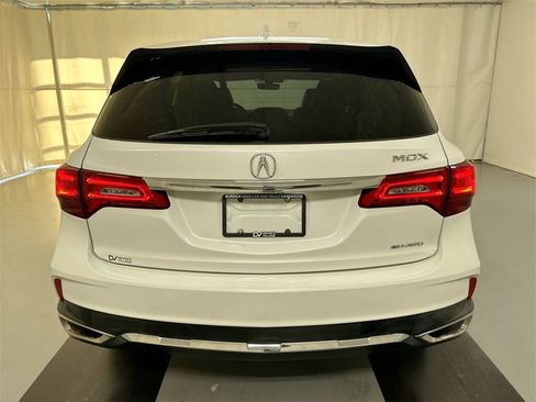 Used 2020 Acura MDX SH-AWD image 22