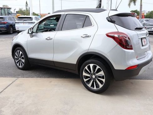 Used 2022 Buick Encore Preferred w/ Safety Package FWD image 6