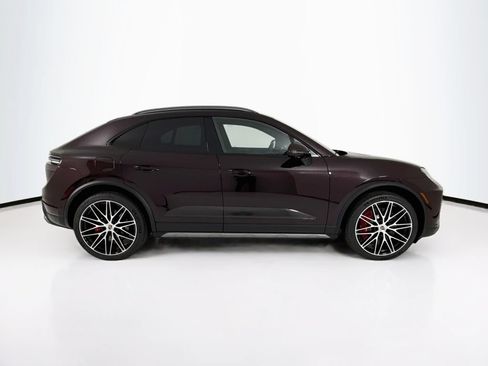 Certified 2025 Porsche Macan Turbo Electric AWD/4WD image 8