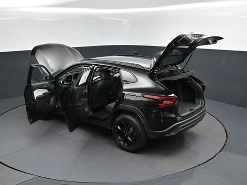 New 2026 Chevrolet Trax LT FWD image 47
