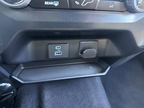 Used 2023 Ford F150 XLT image 28