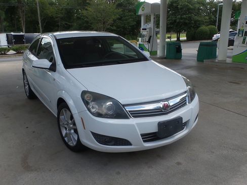 Used 2008 Saturn Astra XR image 9