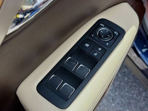 Used 2020 Lexus RX 350L FWD w/ Premium Package image 24