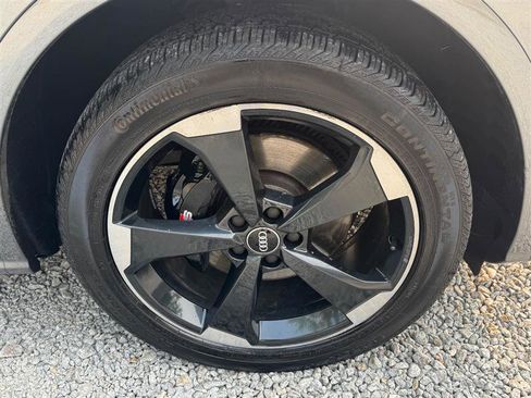 Used 2019 Audi SQ5 Premium Plus w/ Premium Plus Package image 24