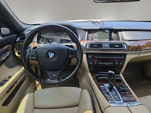 Used 2015 BMW 750Li RWD image 13