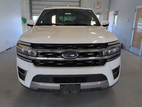 Used 2024 Ford Expedition Limited AWD/4WD image 6