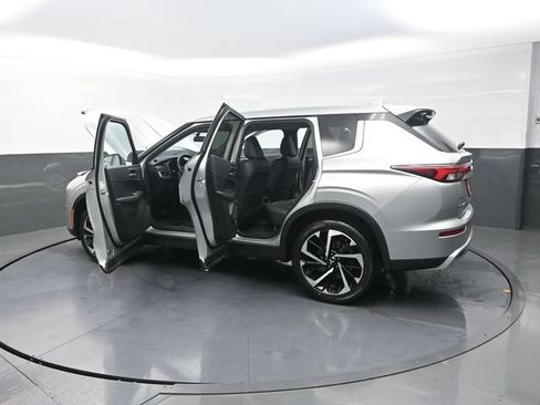Used 2024 Mitsubishi Outlander SE AWD/4WD image 43