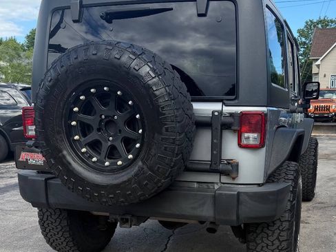 Used 2014 Jeep Wrangler Unlimited Sport w/ Quick Order Package 24S AWD/4WD image 11