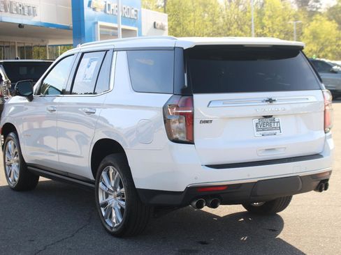 Used 2024 Chevrolet Tahoe High Country w/ Premium Package image 5