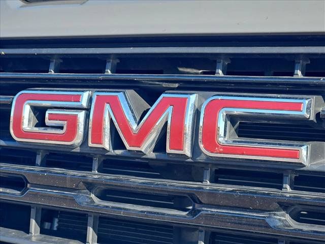 Used 2024 GMC Sierra 1500 Elevation w/ X31 Off-Road Package AWD/4WD image 14