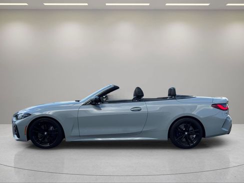 Used 2022 BMW 430i Convertible w/ M Sport Package RWD image 2