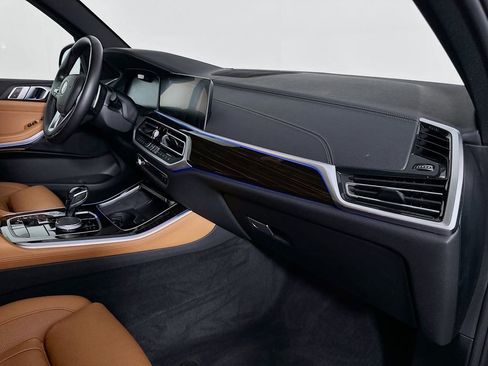 Used 2021 BMW X5 xDrive40i w/ Premium Package 2 image 30