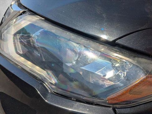 Used 2018 Nissan Rogue S image 5