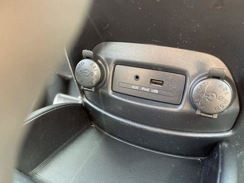 Used 2010 Kia Soul + FWD image 22