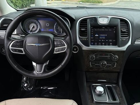 Used 2021 Chrysler 300 Touring L AWD/4WD image 17