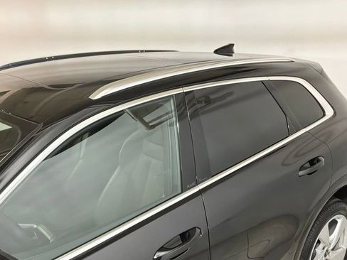 Certified 2025 Audi Q5 Premium Plus w/ Premium Plus image 24