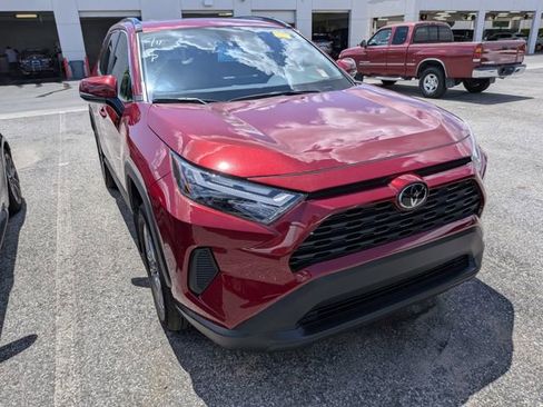 Certified 2025 Toyota RAV4 XLE w/ Convenience Package FWD image 1