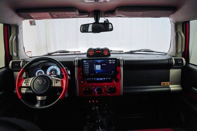 Used 2012 Toyota FJ Cruiser 4WD w/ Upgrade Pkg II image 12