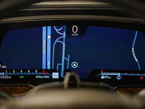 Certified 2024 Cadillac Escalade Sport Platinum w/ LPO, ONYX Package image 20