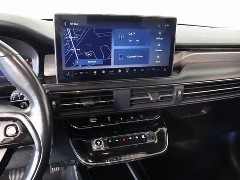 Used 2023 Lincoln Corsair Reserve w/ Equipment Group 201A image 5