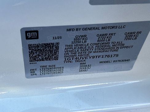 New 2026 GMC Sierra 3500 AT4 w/ AT4 Premium Plus Package image 24