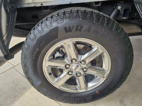 Used 2025 Ford F150 XLT w/ Equipment Group 301A Standard AWD/4WD image 10