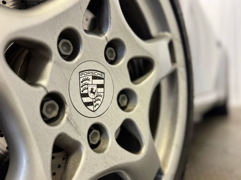 Used 2005 Porsche 911 Carrera RWD image 43