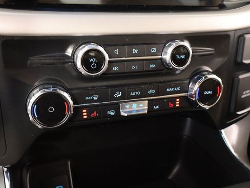 Used 2022 Ford F150 XLT w/ Equipment Group 302A High image 8