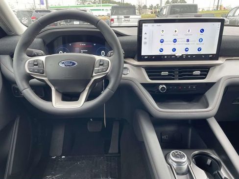 New 2026 Ford Explorer Active image 10