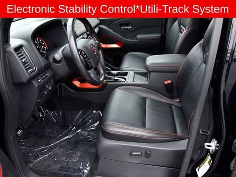 Used 2023 Nissan Frontier PRO-4X w/ Pro-4X Premium Package image 15