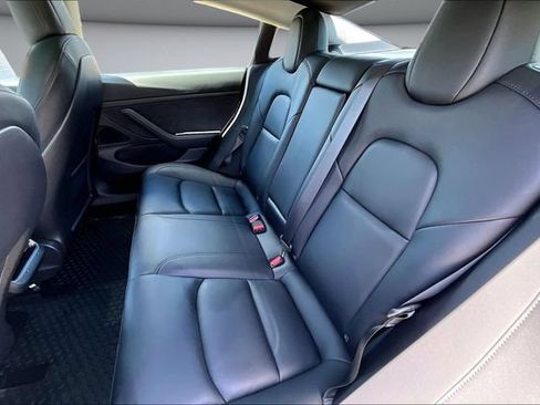 Used 2021 Tesla Model 3 Standard Range Plus RWD image 19