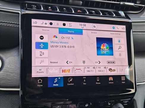 New 2025 Jeep Grand Cherokee Limited w/ Trailer Tow Package image 12