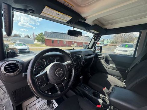 Used 2014 Jeep Wrangler Unlimited Sport w/ Quick Order Package 24S image 9