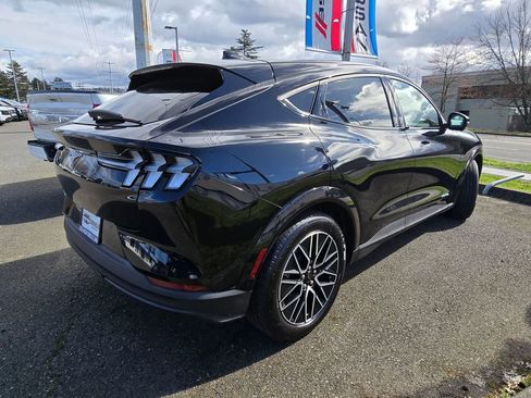 Used 2025 Ford Mustang Mach-E Premium image 3