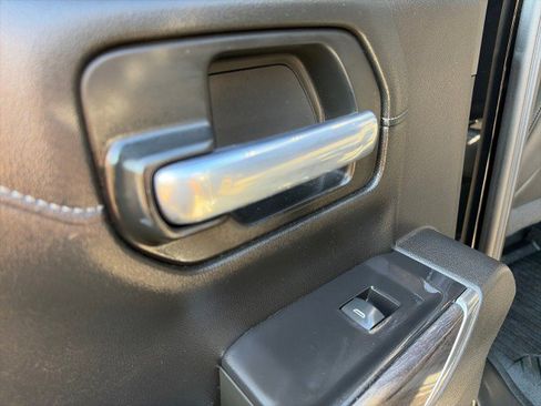 Used 2021 Chevrolet Silverado 1500 LTZ w/ LTZ Premium Package image 33