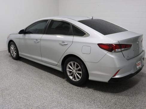 Used 2018 Hyundai Sonata SE image 9