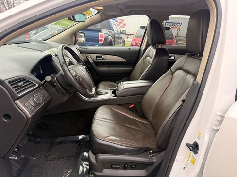 Used 2011 Lincoln MKX AWD w/ 102A Rapid Spec Order Code image 7