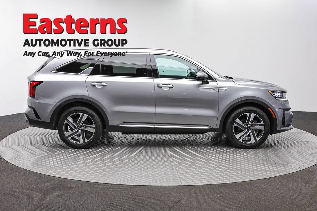 Used 2023 Kia Sorento EX AWD/4WD image 5
