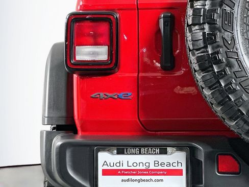 Used 2024 Jeep Wrangler Willys image 17