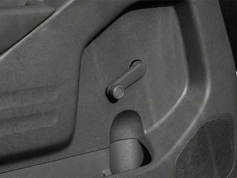 Used 2018 Nissan Frontier S w/ Work Truck Package image 41